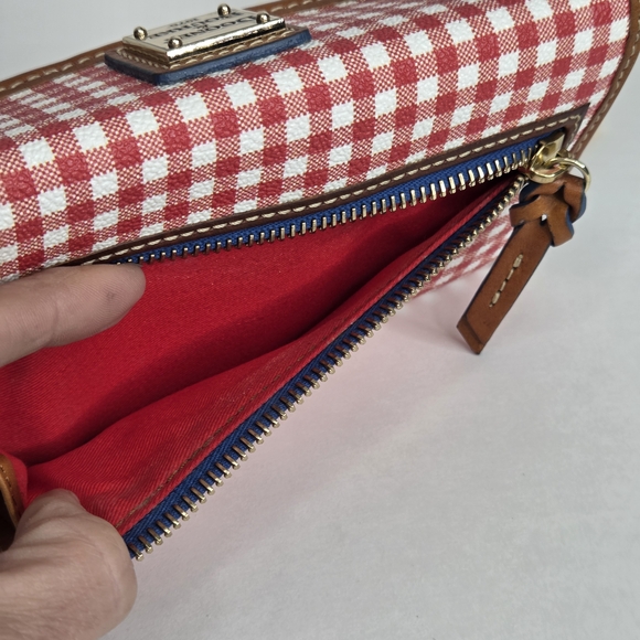 Rare Dooney & Bourke RedGingham Continental Clutch Wallet Coated Canvas - Picture 15 of 16